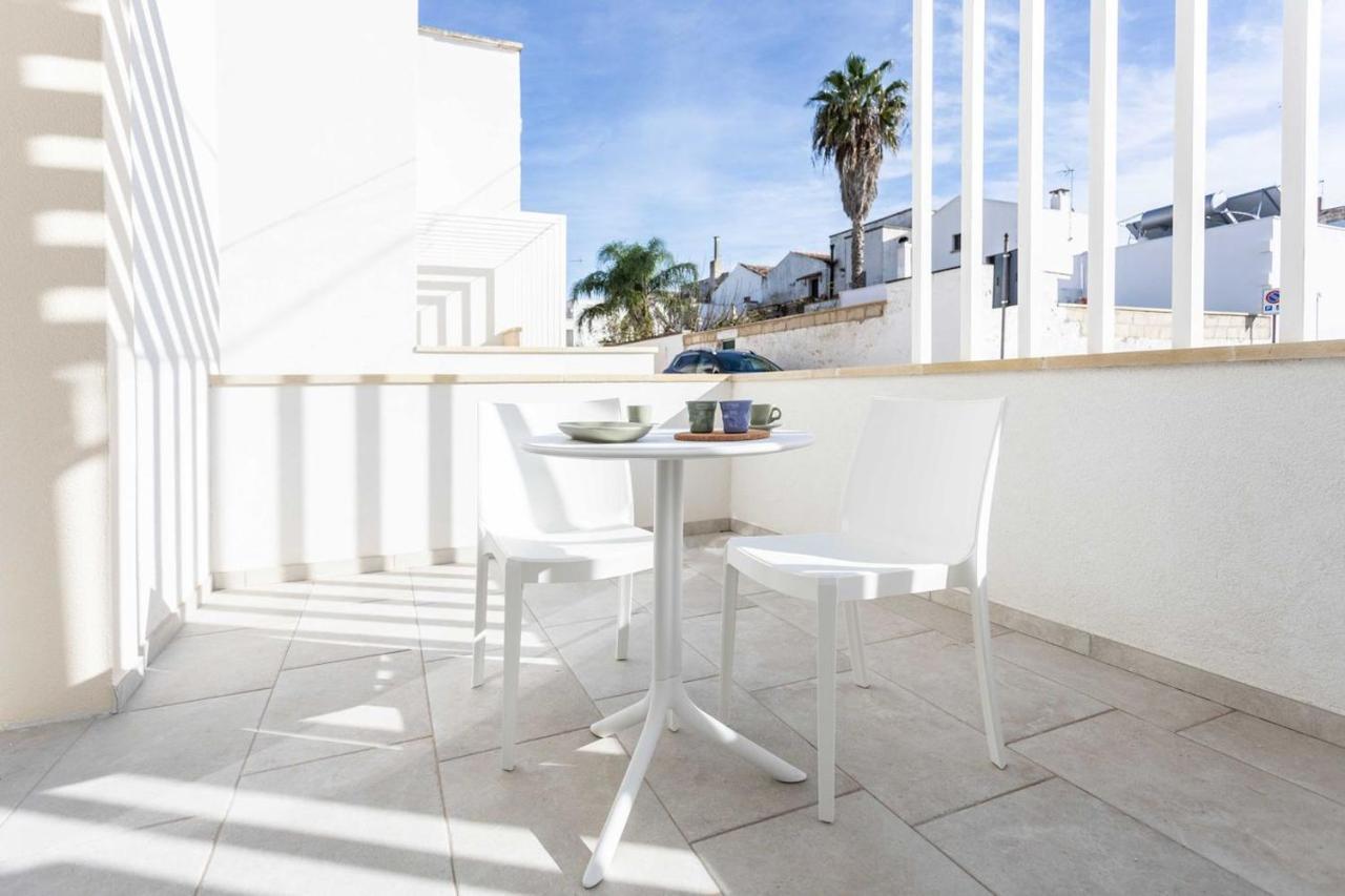 Dimora Dei Maestri-Camera Con Veranda E Bagno Privati Феллине Экстерьер фото