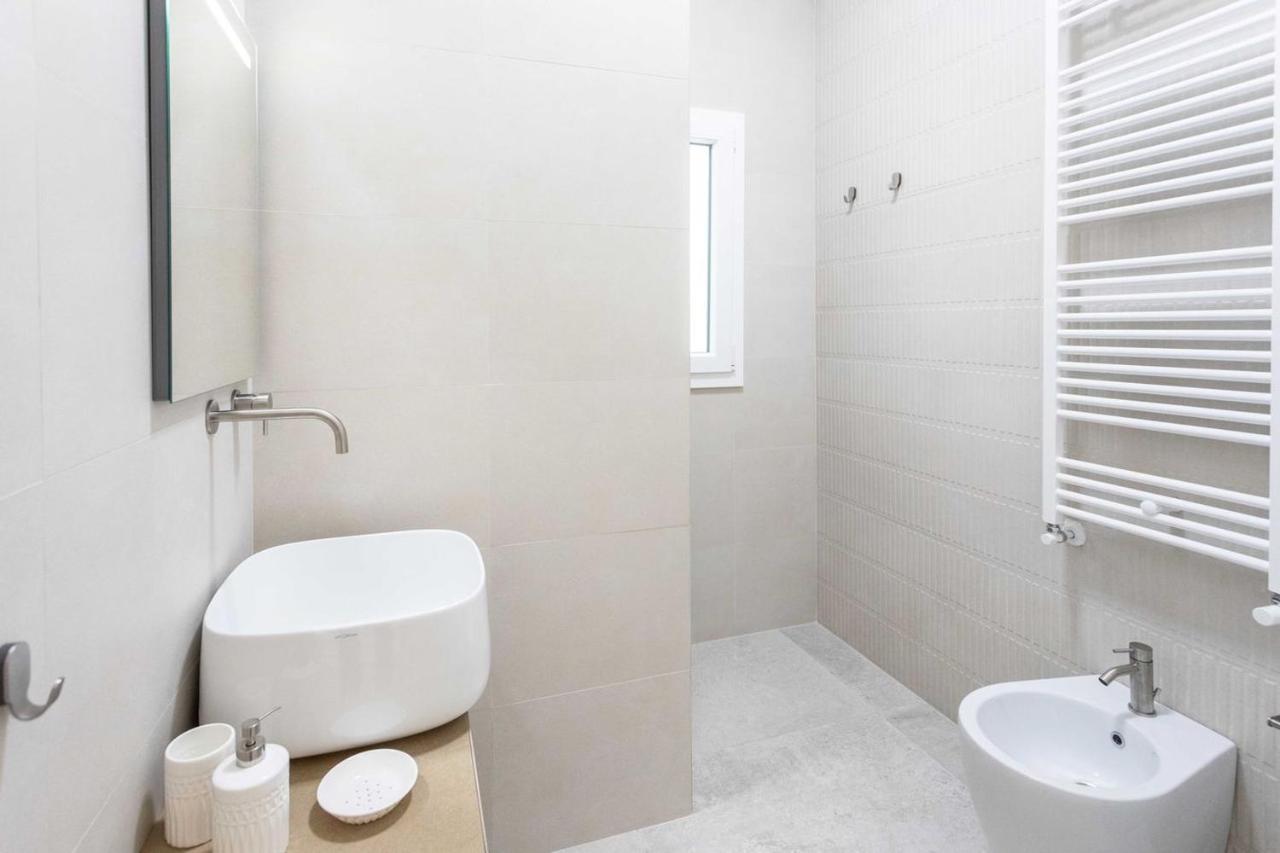 Dimora Dei Maestri-Camera Con Veranda E Bagno Privati Феллине Экстерьер фото